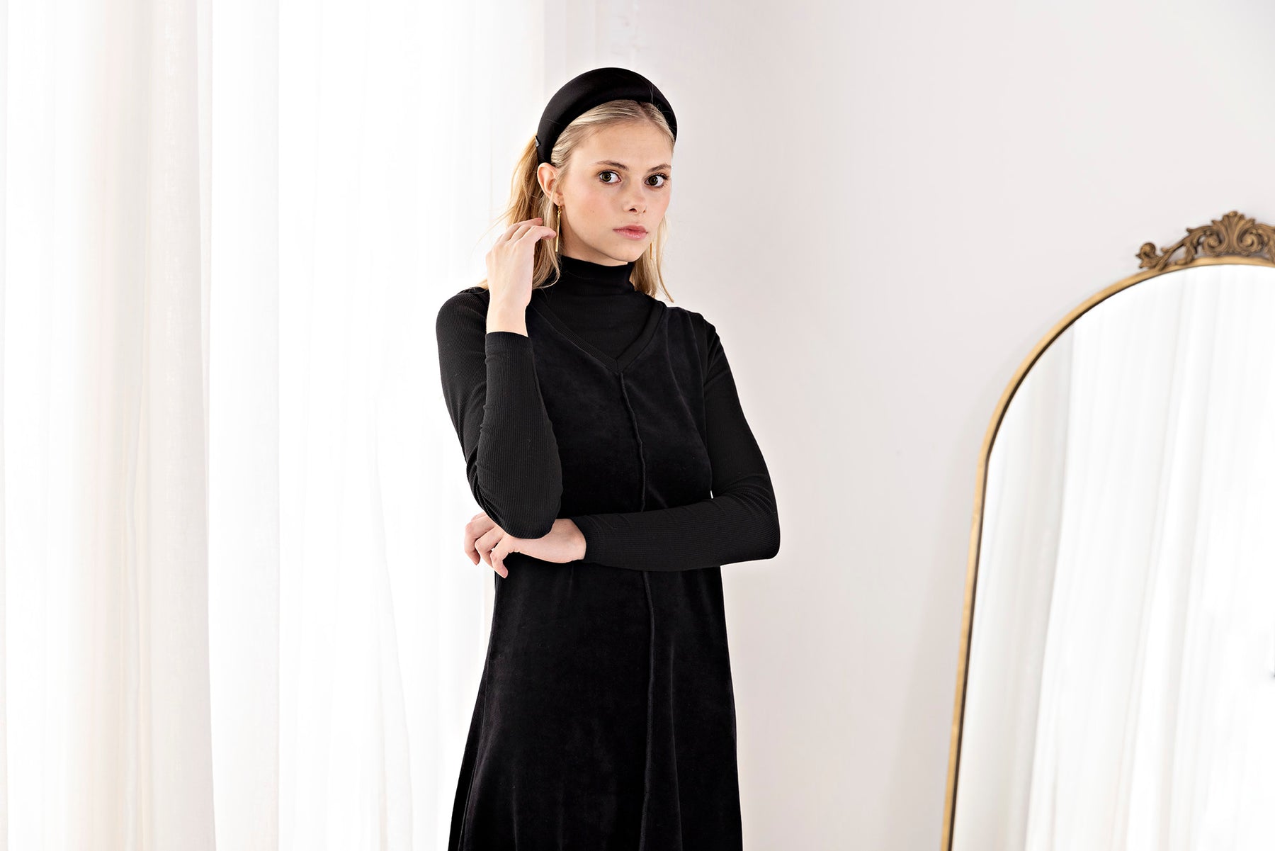 Parni Velour Turtleneck Maxi Dress - Mementos Parni Velour Turtleneck Maxi Dress - Mementos