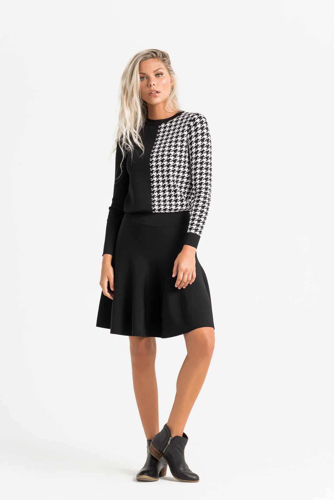 Aleeza Houndstooth Knit Top