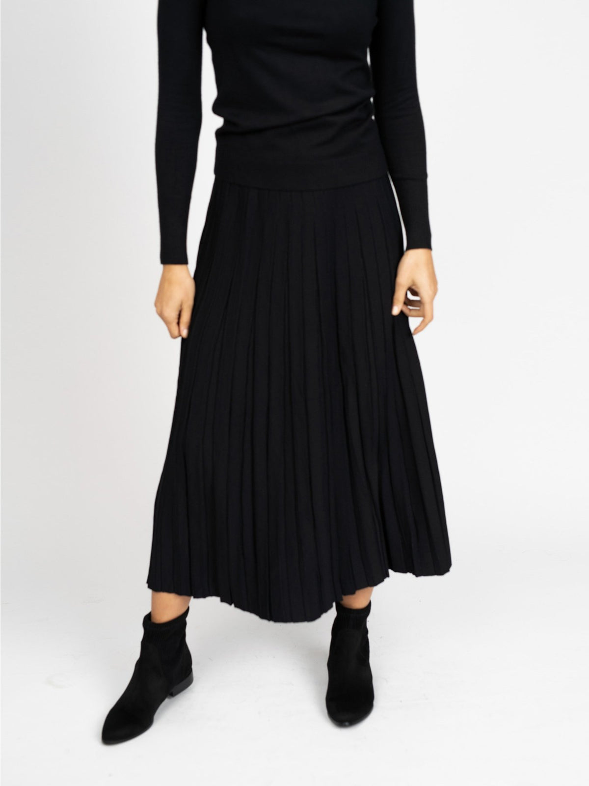 Meli Knit Maxi Pleat Skirt-Skirt-Mementos