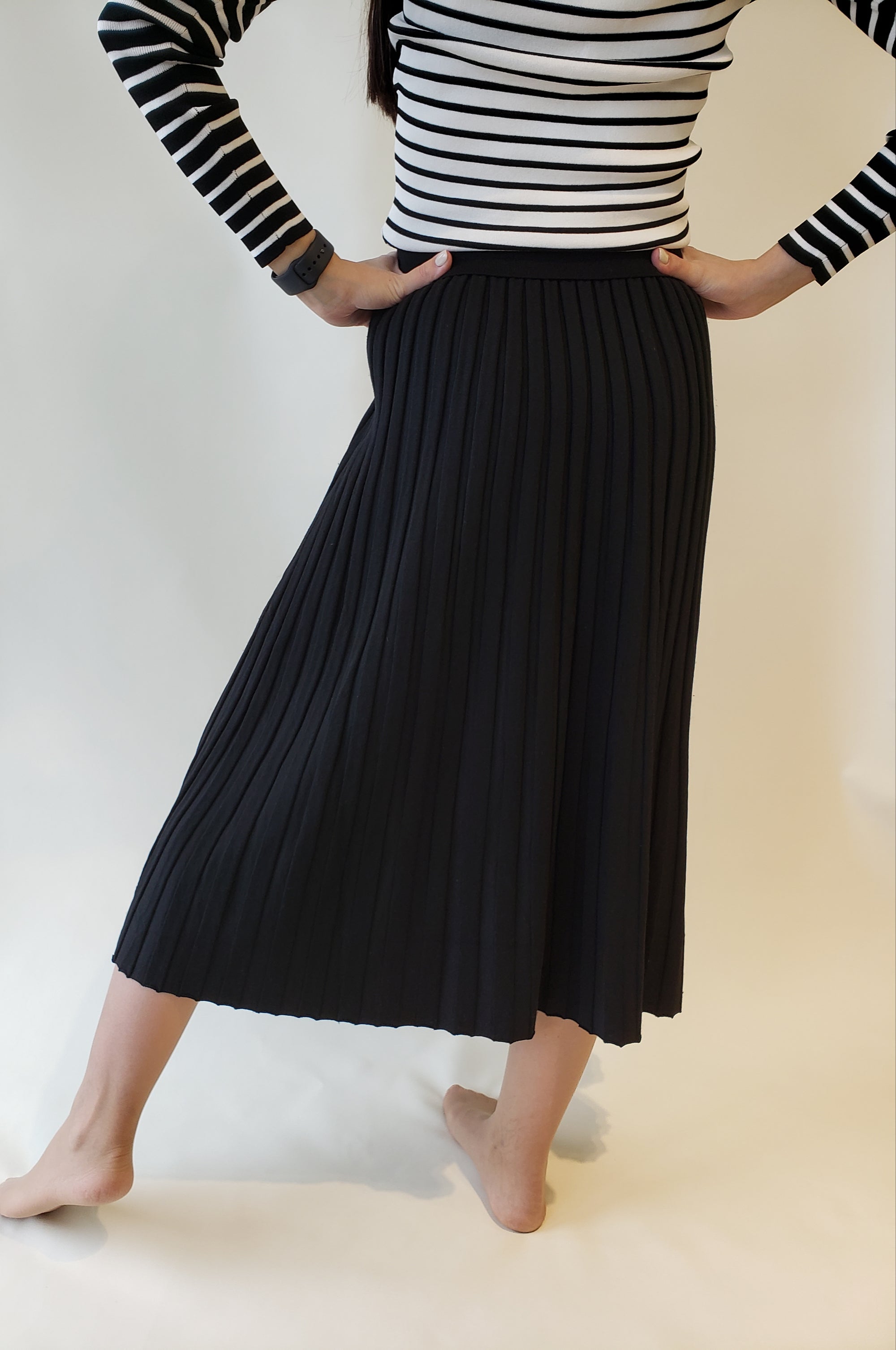 Kerisma Pleats Midi Skirt-Skirt-Mementos