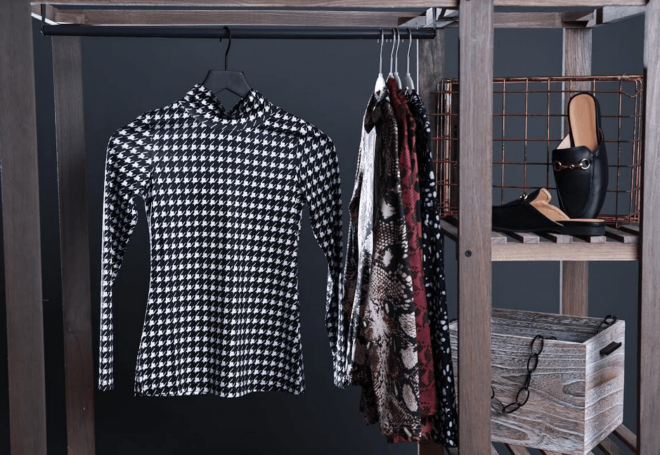 Bliss Printed Turtleneck - Houndstooth-Top-Mementos