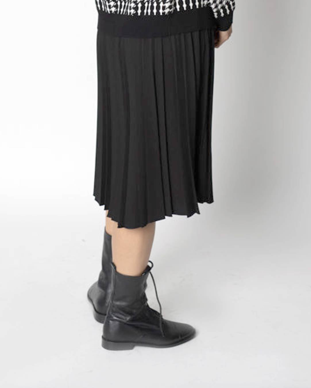 Meli Pleated Skirt-Skirt-Mementos